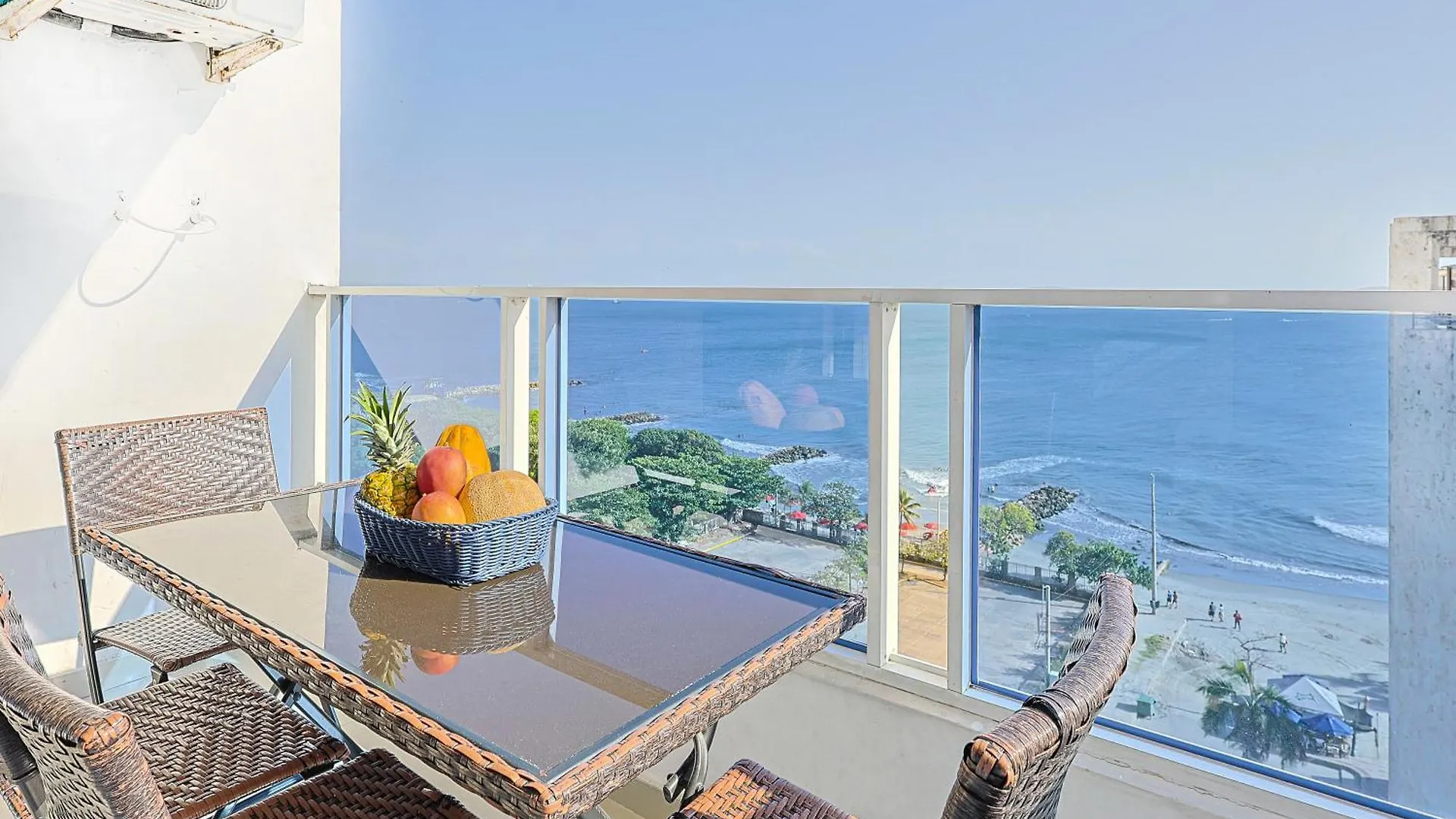 Riviera Suite - Livin Colombia Cartagena